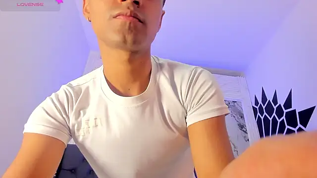 jacobJohns  online show from June 21, 5:46 am
