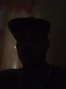 anthonyllamozas20 online show from June 19, 9:08 pm