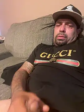 crazyplayboy13 online show from August 5, 10:04 pm