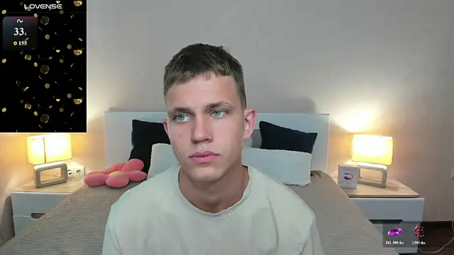 m0neyken online show from June 27, 5:43 am