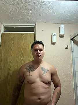 LatinoLeones online show from June 26, 5:54 am