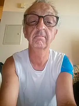 OutsideDunce online show from June 25, 8:30 am