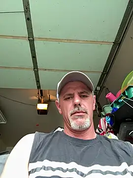 biggymemo online show from July 9, 11:30 pm