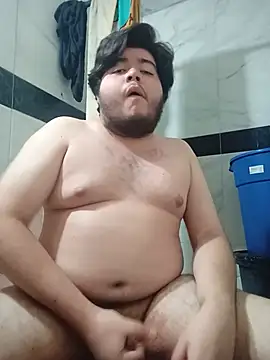 LuisAngelx3 online show from July 2, 11:38 am