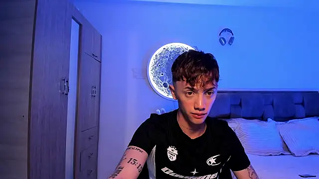 Timothy ros online show from August 1, 8:41 pm