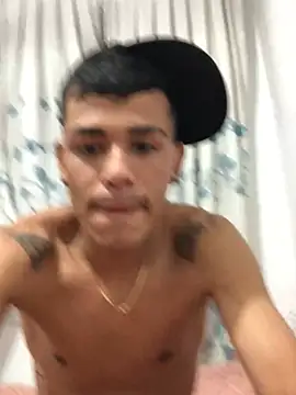 hamzel23 online show from July 25, 6:59 pm