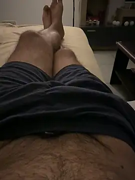 lonelyflowerz online show from August 4, 5:28 pm
