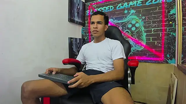Axtom 1 online show from August 10, 4:29 am