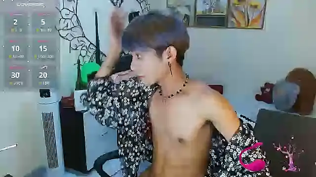 WildestTwink online show from September 10, 4:38 pm