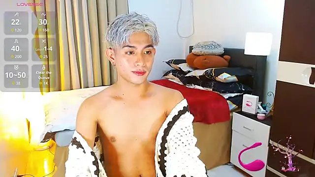 WildestTwink online show from March 27, 5:58 pm