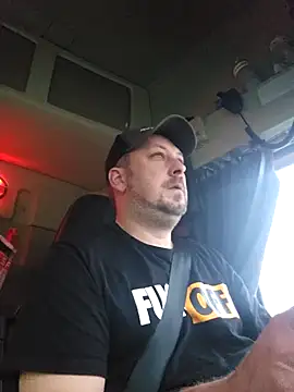 ktmtom247 online show from December 11, 7:32 am