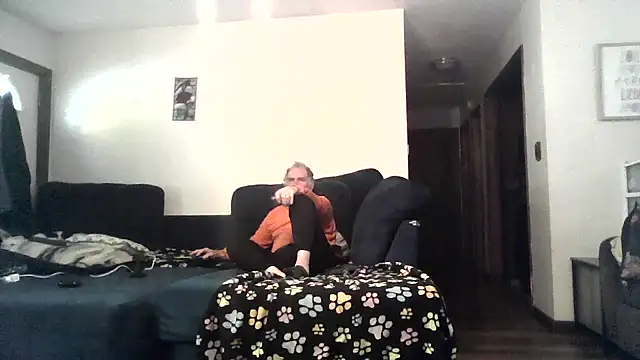 Snapshot of Sweet_Sexy1963 chatting on October 14, 2:24 pm Sweet Sexy1963 online show from October 14, 2:24 pm