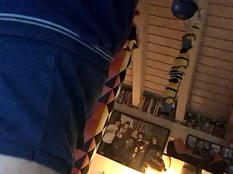 Snapshot of wankcellar chatting on October 9, 5:18 pm wankcellar online show from October 9, 5:18 pm