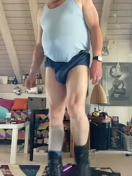 wankcellar online show from July 9, 12:31 pm