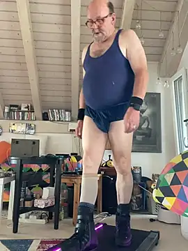 wankcellar online show from July 17, 5:30 pm