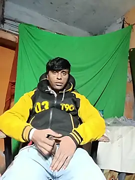 desiboy1101 online show from December 16, 2:35 pm