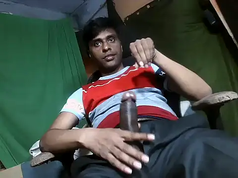 desiboy1101 online show from October 25, 1:46 pm