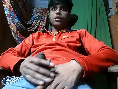 desiboy1101 online show from December 2, 1:22 pm