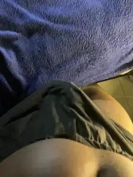 Curvy conda online show from March 17, 4:40 am