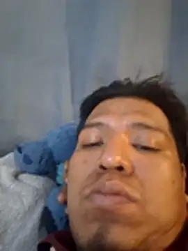 juliopantoja online show from July 20, 5:46 am