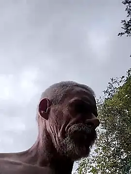 Snapshot of Biknight chatting on September 28, 9:13 pm Biknight online show from September 28, 9:13 pm