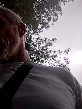 Snapshot of Biknight chatting on September 25, 5:34 pm Biknight online show from September 25, 5:34 pm