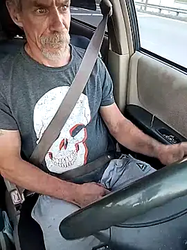 Snapshot of Biknight chatting on October 13, 10:38 pm Biknight online show from October 13, 10:38 pm