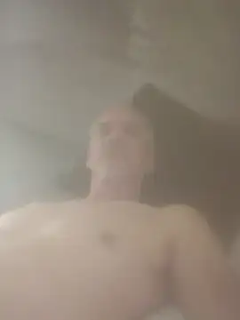 Snapshot of Biknight chatting on December 12, 6:42 pm Biknight online show from December 12, 6:42 pm