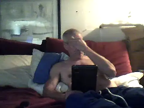 Snapshot of Biknight chatting on February 18, 2:49 pm Biknight online show from February 18, 2:49 pm