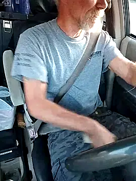 Snapshot of Biknight chatting on October 18, 10:15 pm Biknight online show from October 18, 10:15 pm