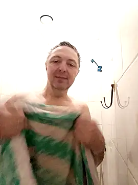 Pokaz2020 online show from November 9, 4:27 am