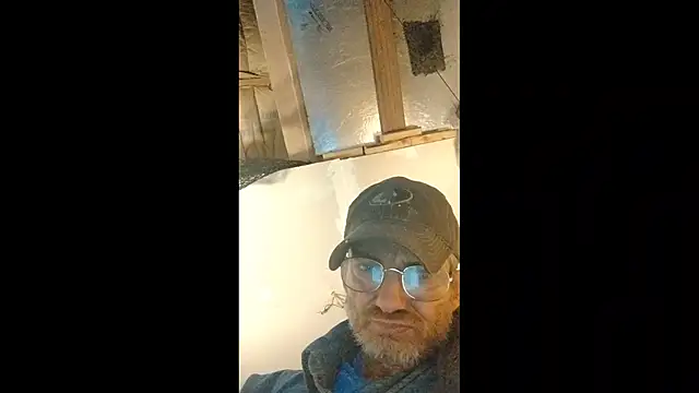 ROBERT0516 online show from November 29, 6:04 am