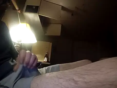 ROBERT0516 online show from March 2, 12:14 pm