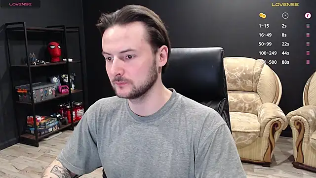 Snapshot of MihasikD chatting on March 4, 1:06 pm MihasikD online show from March 4, 1:06 pm