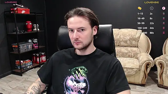 Snapshot of MihasikD chatting on December 12, 9:08 am MihasikD online show from December 12, 9:08 am