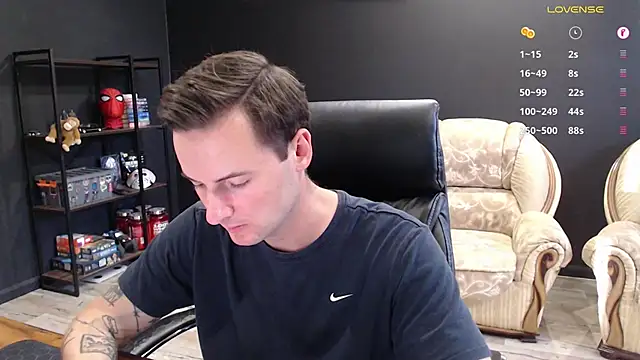 Snapshot of MihasikD chatting on September 15, 11:11 am MihasikD online show from September 15, 11:11 am