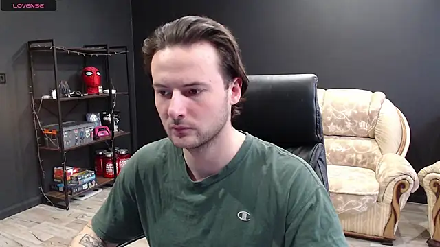 Snapshot of MihasikD chatting on January 21, 10:45 am MihasikD online show from January 21, 10:45 am