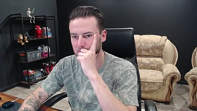 Snapshot of MihasikD chatting on October 28, 9:12 am MihasikD online show from October 28, 9:12 am