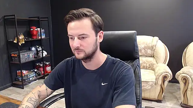 Snapshot of MihasikD chatting on September 14, 10:06 am MihasikD online show from September 14, 10:06 am