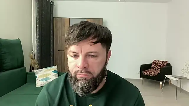 Snapshot of AlphaSparks chatting on February 11, 4:01 am AlphaSparks online show from February 11, 4:01 am