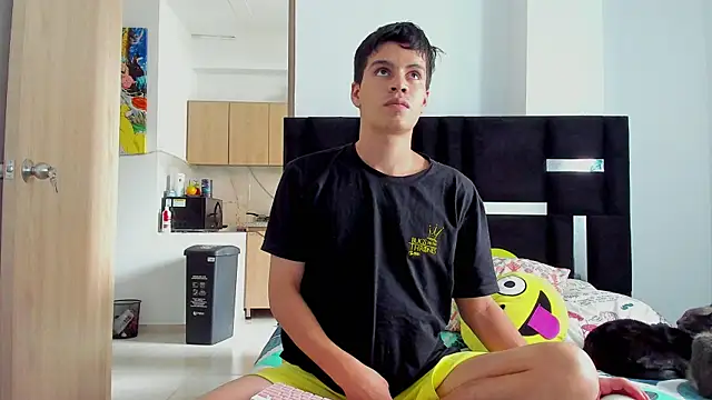 Snapshot of Dimitrixxx__ chatting on September 8, 4:17 pm Dimitrixxx   online show from September 8, 4:17 pm