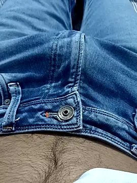 Snapshot of Babyucum4me chatting on March 17, 8:19 pm Babyucum4me online show from March 17, 8:19 pm