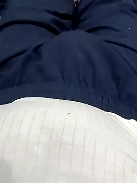 Snapshot of Babyucum4me chatting on February 22, 1:34 pm Babyucum4me online show from February 22, 1:34 pm