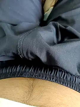 Snapshot of Babyucum4me chatting on February 12, 4:33 am Babyucum4me online show from February 12, 4:33 am