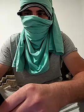 Snapshot of MrNoBoDy000 chatting on October 4, 6:07 am MrNoBoDy000 online show from October 4, 6:07 am