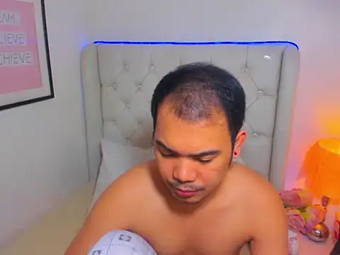 AsianZero online show from March 20, 5:50 pm