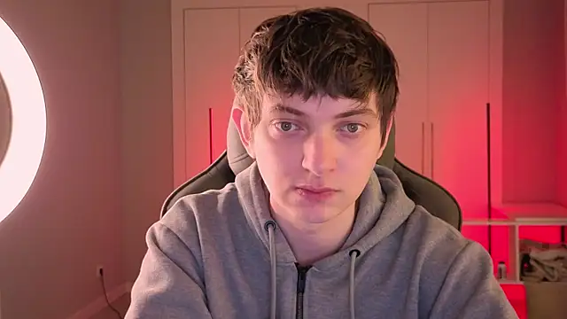 pjatteryd online show from April 17, 8:33 pm