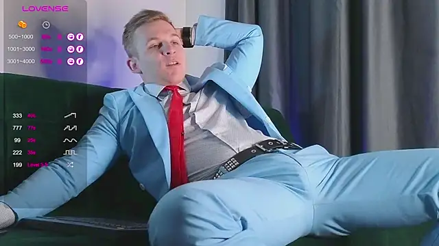 S3Xyes online show from December 7, 3:36 am