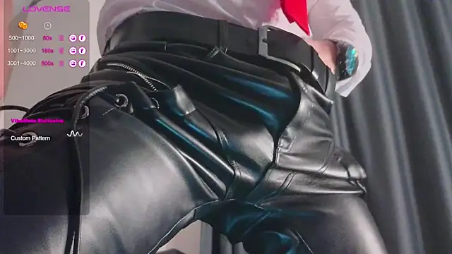 S3Xyes online show from March 22, 3:09 pm