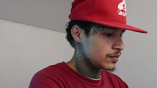 trieone online show from January 8, 2:57 am